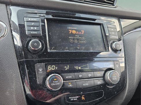 Used 2020 Nissan Rogue Sport SV image 19