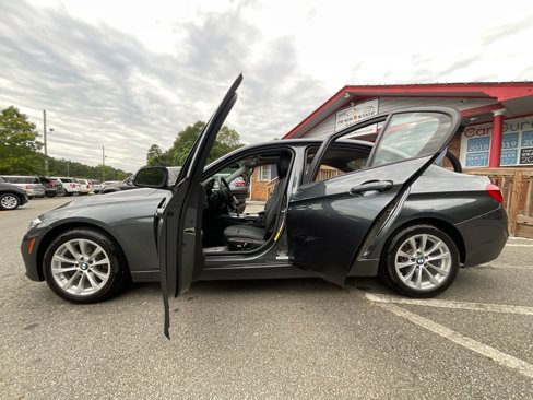 Used 2016 BMW 320i Sedan image 35