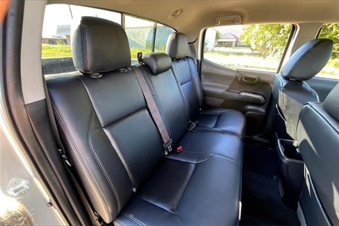 Used 2022 Toyota Tacoma SR5 image 28