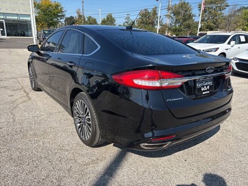 Used 2017 Ford Fusion SE w/ Fusion SE Technology Package image 7