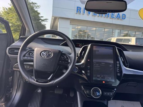 Used 2020 Toyota Prius Prime Limited image 7
