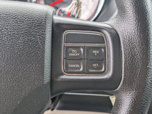 Used 2013 Dodge Grand Caravan SXT image 23