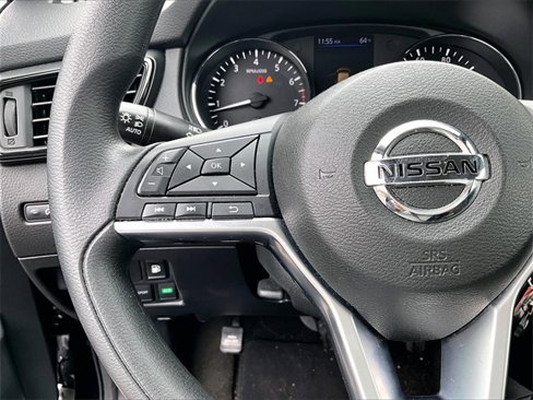 Used 2019 Nissan Rogue S image 23