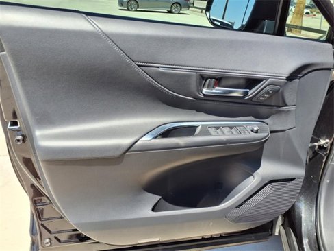 Used 2023 Toyota Venza Limited image 25