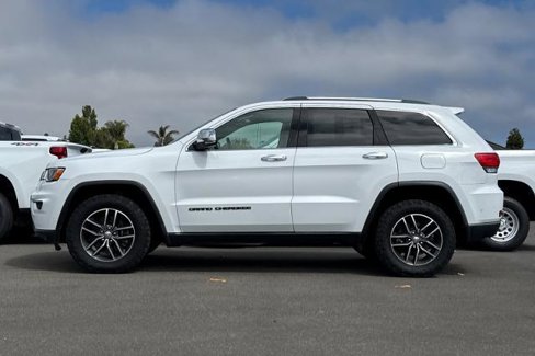 Used 2018 Jeep Grand Cherokee Limited image 8