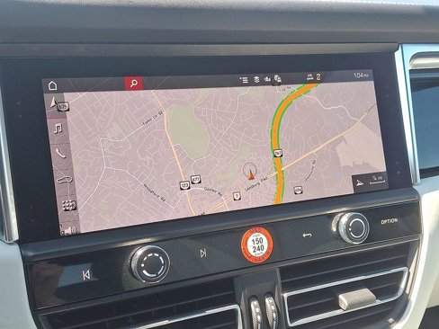 Certified 2024 Porsche Macan Turbo image 19