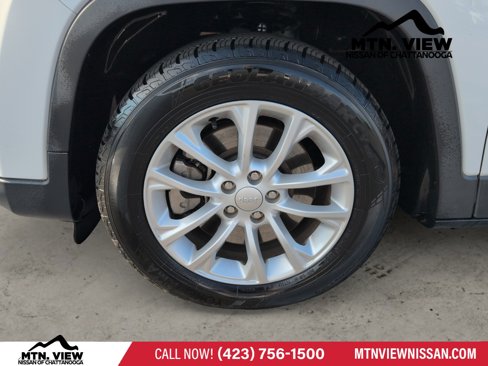 Used 2020 Jeep Cherokee Latitude image 22