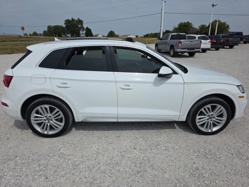Used 2018 Audi Q5 2.0T Premium Plus image 2