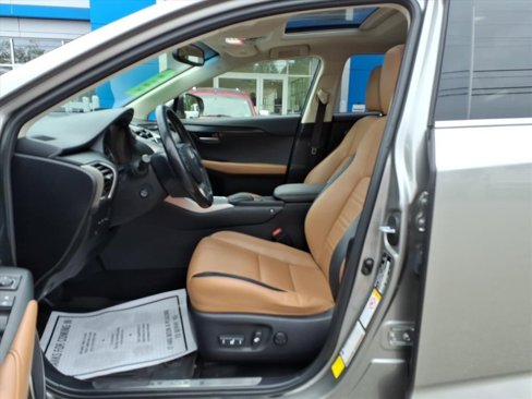 Used 2017 Lexus NX 200t AWD image 11