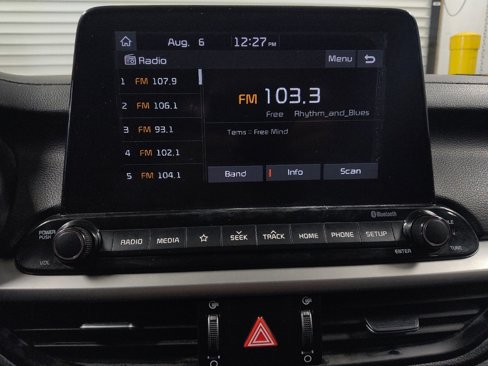 Used 2020 Kia Forte LXS image 25
