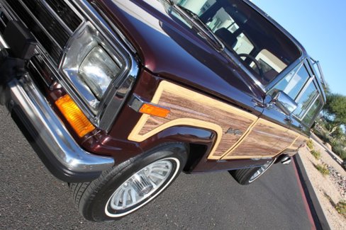 Used 1989 Jeep Grand Wagoneer image 21