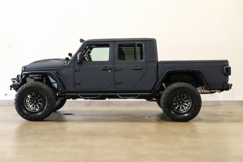 Used 2025 Jeep Gladiator Sport image 47