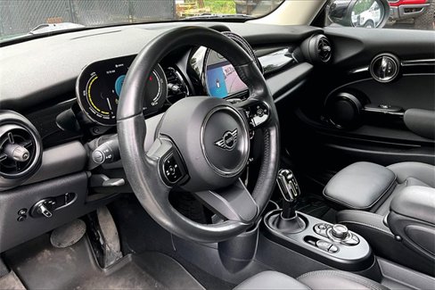 Used 2022 MINI Cooper SE image 14