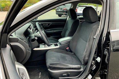 Used 2015 Nissan Altima 2.5 S w/ Special Edition Package image 9