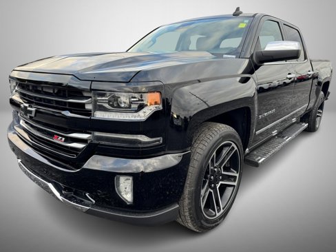 Used 2017 Chevrolet Silverado 1500 LTZ Z71 w/ LTZ Plus Package image 2