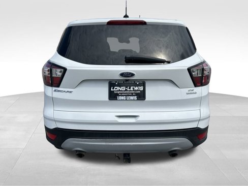 Used 2017 Ford Escape SE image 5