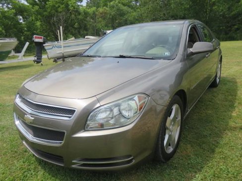 Used 2010 Chevrolet Malibu LT w/ HFV6 Engine Package image 3