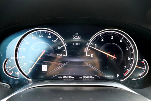 Used 2018 BMW 740i xDrive image 25