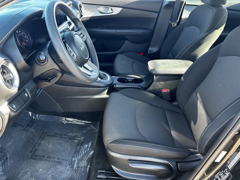 Certified 2023 Kia Forte LXS image 18