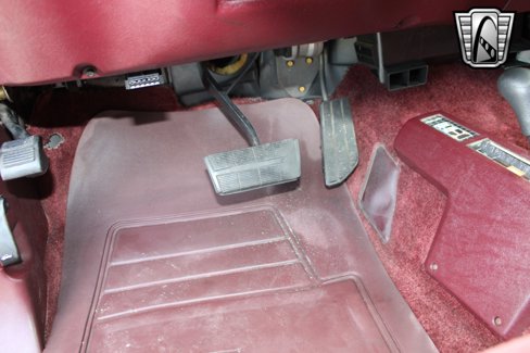Used 1995 Chevrolet Tahoe 4WD 2-Door image 20