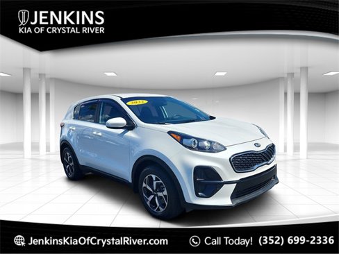 Certified 2022 Kia Sportage LX image 1