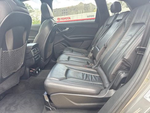 Used 2017 Audi Q7 3.0T Premium Plus w/ Premium Plus Package image 26