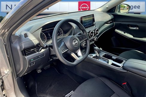 Used 2024 Nissan Sentra SV image 14