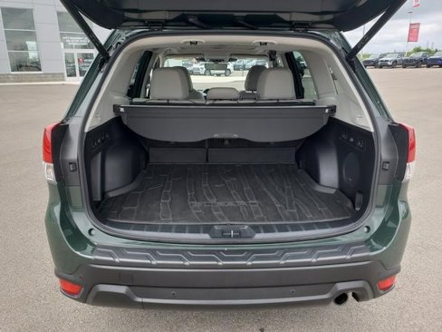 Used 2022 Subaru Forester Limited w/ Popular Package #3 image 7