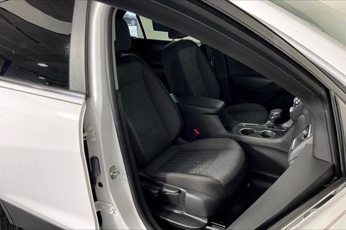 Used 2022 Chevrolet Equinox LT image 10