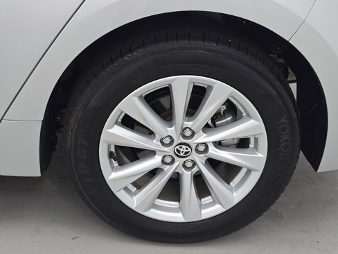 Used 2024 Toyota Corolla SE image 31