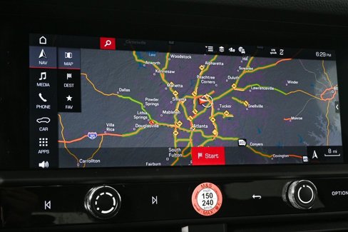 Certified 2025 Porsche Macan image 15
