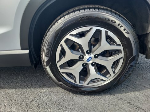 Used 2021 Subaru Forester Premium image 19