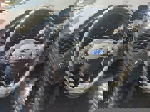 Used 2020 Ford Escape S image 10
