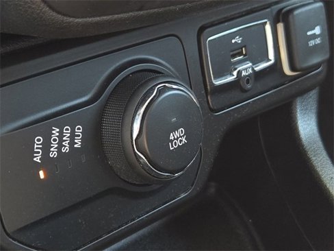 Used 2019 Jeep Renegade Altitude w/ Quick Order Package 2XM image 22
