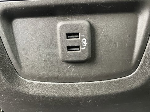 Used 2019 Buick Enclave Essence image 25