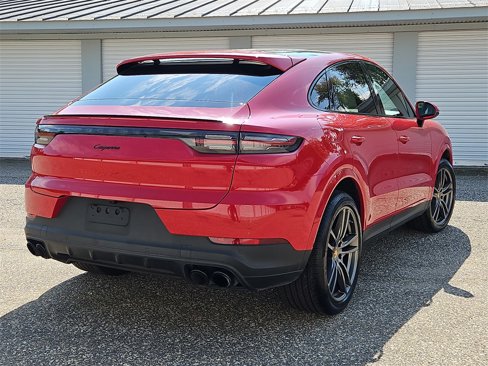 Used 2021 Porsche Cayenne Coupe image 7