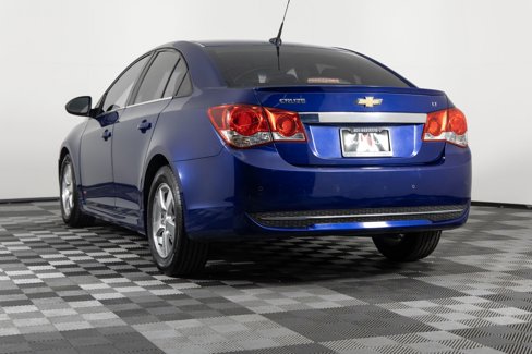 Used 2012 Chevrolet Cruze LT w/ RS Package image 5