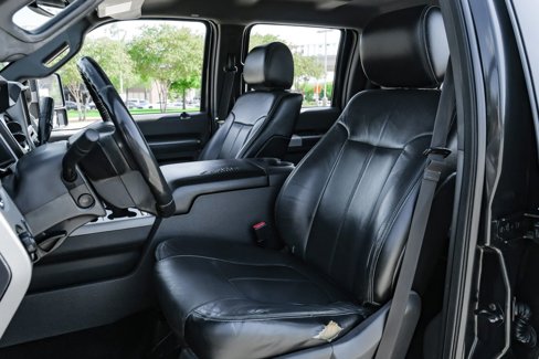 Used 2014 Ford F250 Lariat w/ Lariat Interior Package image 4