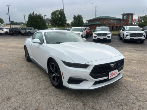 New 2025 Ford Mustang Coupe image 3