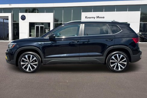 Used 2022 Volkswagen Taos SE image 7