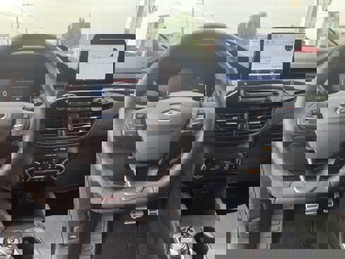 Used 2024 Ford Escape ST-Line image 24