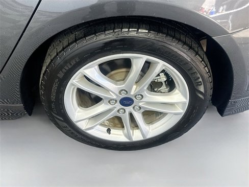 Used 2018 Ford Fusion S image 28