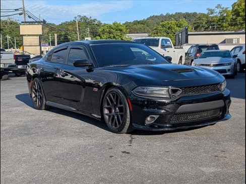 Used 2016 Dodge Charger R/T Scat Pack w/ Beats Audio Group image 2