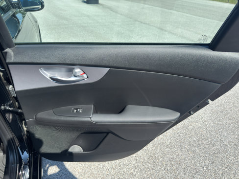 Certified 2023 Kia Forte LXS w/ LXS Technology Package image 26