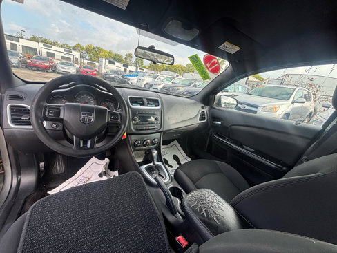 Used 2012 Dodge Avenger SE image 17