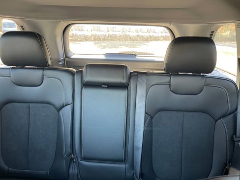 New 2025 Jeep Grand Cherokee Altitude image 23