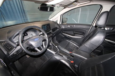 Used 2018 Ford EcoSport Titanium image 2
