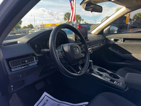 Used 2023 Honda Civic EX image 16