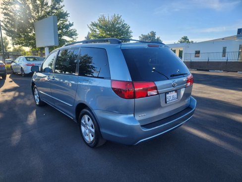 Used 2004 Toyota Sienna LE image 3