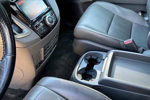 Used 2016 Honda Odyssey Touring Elite image 16